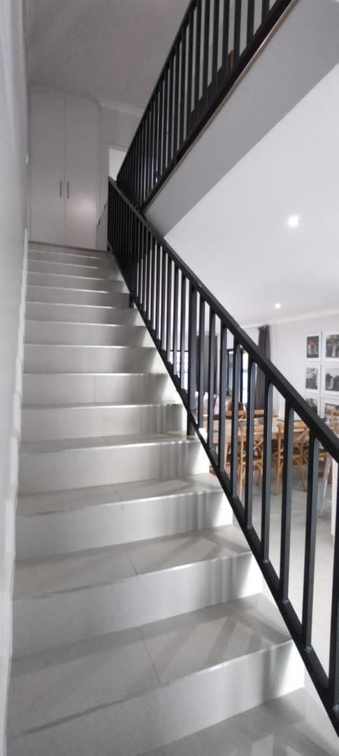 To Let 3 Bedroom Property for Rent in Langeberg Heights Western Cape